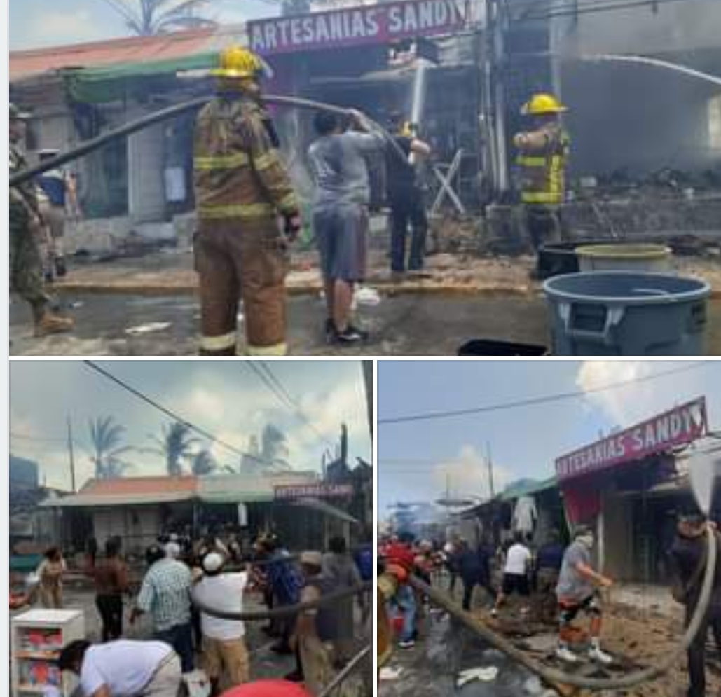 En este momento estás viendo 🔥En Isla Mujeres, un terrible incendio consume por lo menos 8  restaurantes