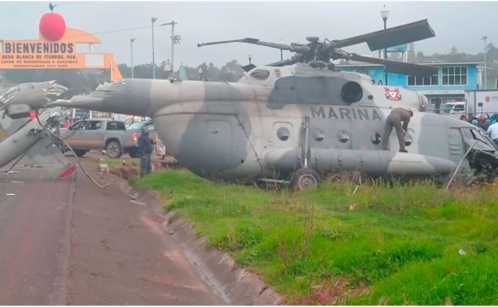 Cae helicóptero de la Marina en Hidalgo