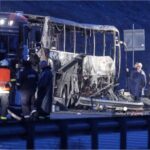 Tragedia en Bulgaria, mueren calcinados 46 pasajeros dentro de un autobús