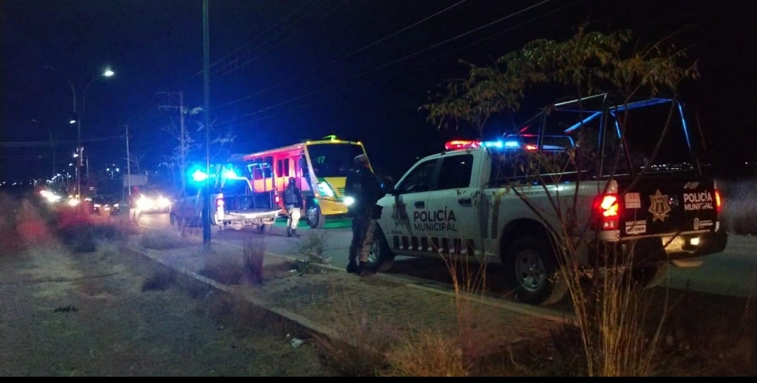 Policías Municipales de Guadalupe, evitan que joven se quite la vida
