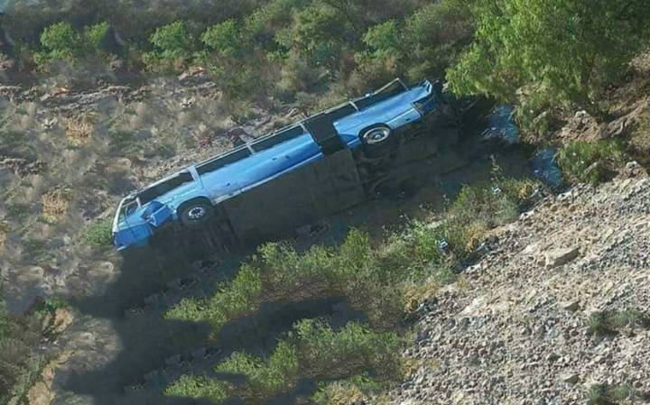 Lee más sobre el artículo Se reportan 6 muertos en accidente de autobús en San Luis Potosí