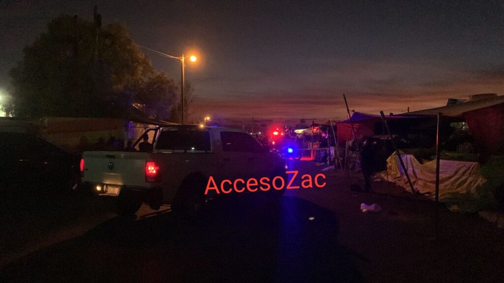 Un muerto y dos heridos es el saldo de un ataque armado en el mercado de abastos en Zacatecas.