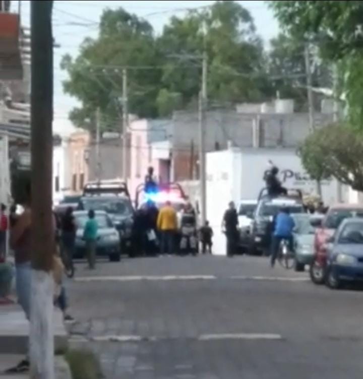 Pistoleros matan a una persona y levantan a 2 en Jerez Zacatecas.