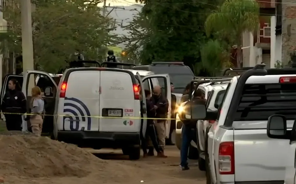 VIDEO.. 13 personas muertas en un enfrentamiento en el Salto Jalisco.