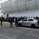 Llegan los 37 detenidos  en Ciudad Hidalgo a la FGR