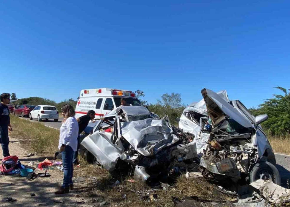 Mueren 5 adultos y niña, en fatal accidente en carretera de Tamaulipas