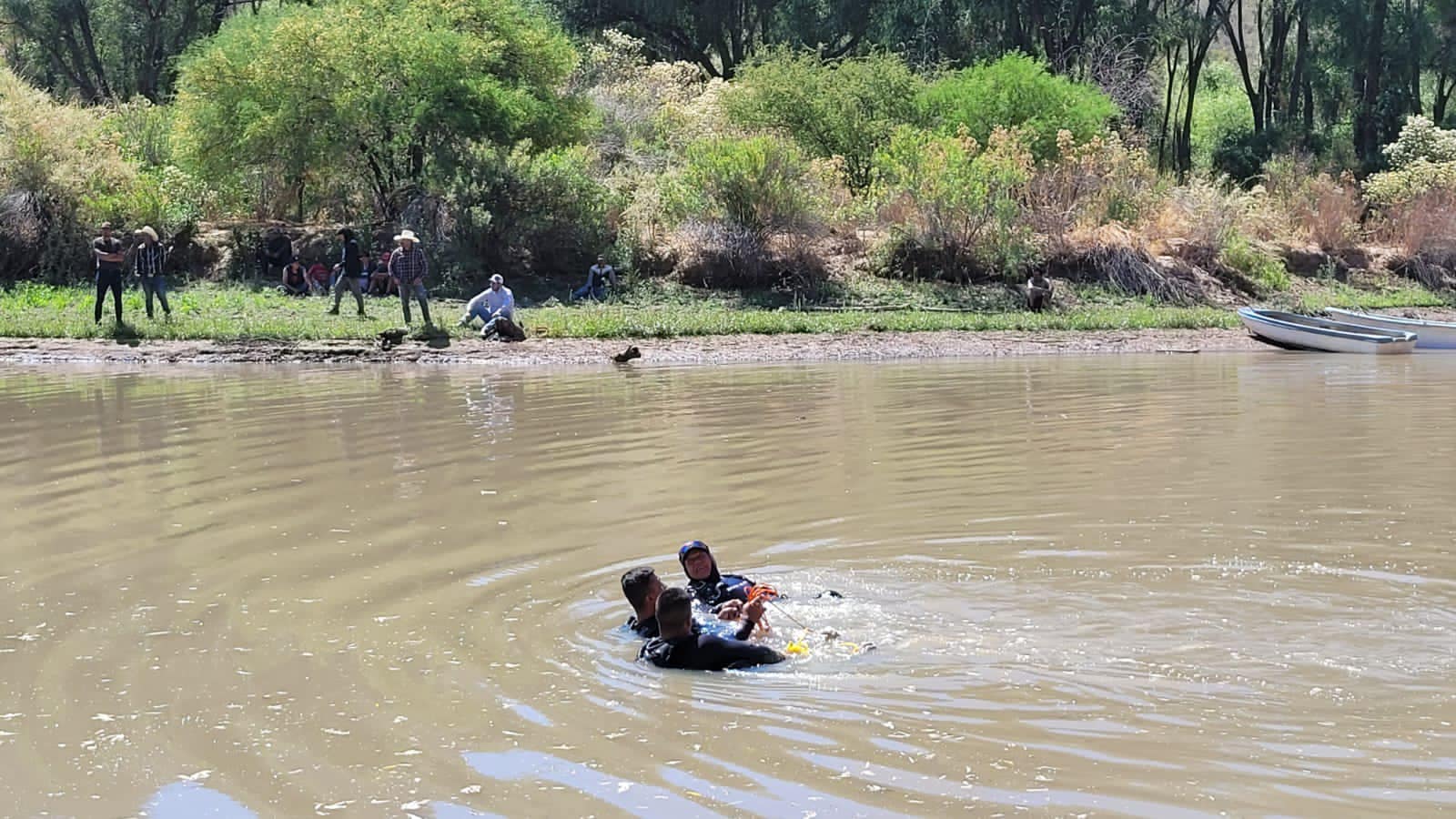 Rescatan el cuepo de un hombre en una presa Villanueva Zacateacas