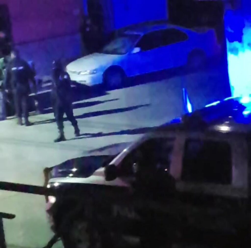 Con fusiles de asalto y granadas atacan a cuatro personas en Jerez.