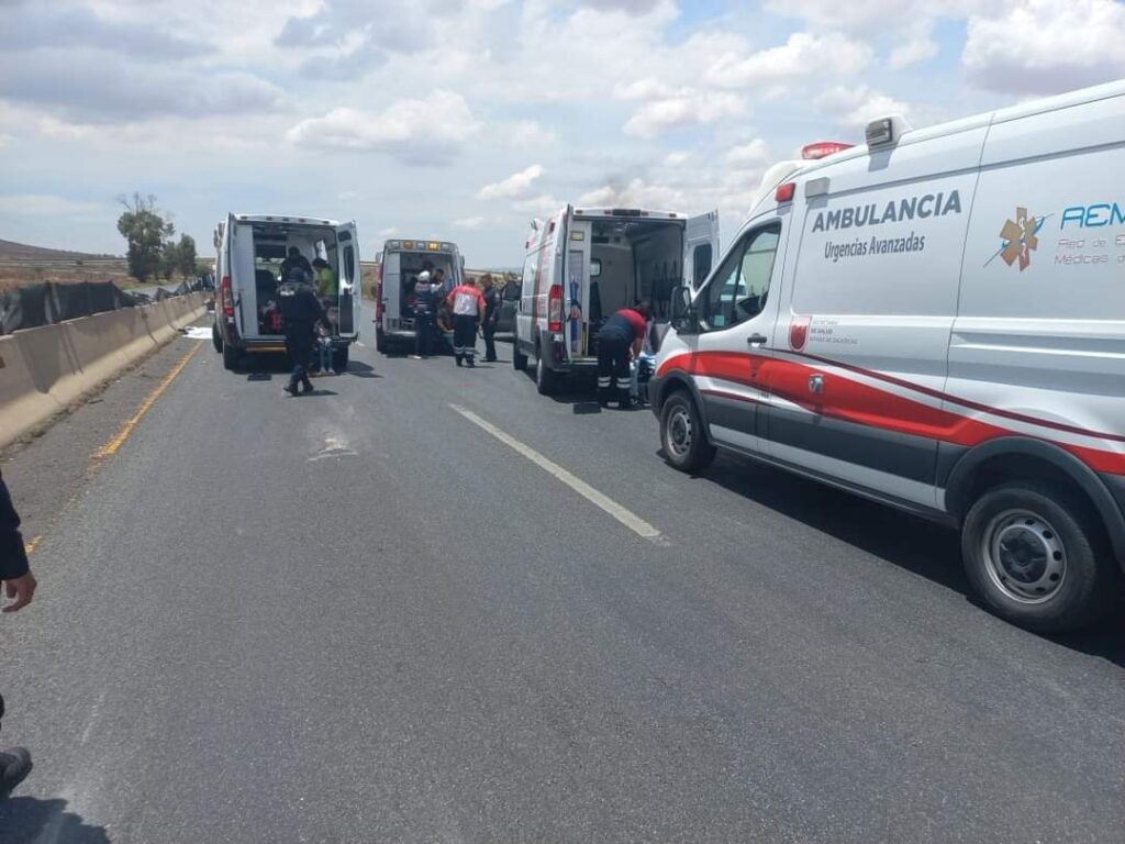 Accidente carretero en Zacatecas deja un menor sin vida y varios lesionados