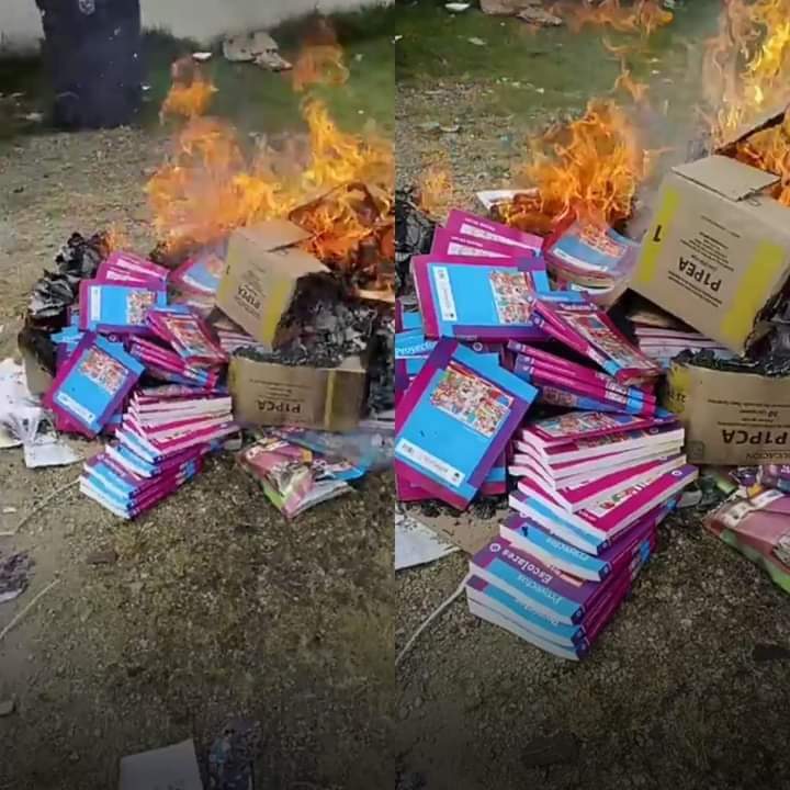 «Controversia en Chiapas: Queman Libros de Texto por Contenidos Polémicos»