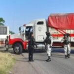 Vialidades bloqueadas en Apatzingán y Buenavista