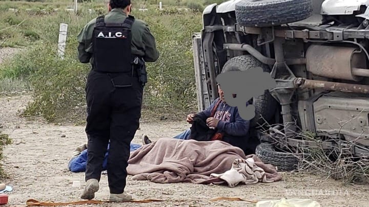 Dos mujeres y su mascota mueren en accidente de tránsito en la carretera a Torreón