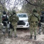 Fuerzas de seguridad detienen a mujer y aseguran tres vehículos en Genaro Codina