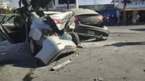 Lee más sobre el artículo Adolescente destroza Mercedes-Benz en Nuevo León VIDEO