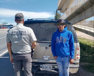 Rescatan a 15 migrantes en Villa de Cos: conductor detenido