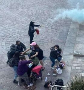 Lee más sobre el artículo Marcha feminista del 8M en Zacatecas: Represión policial VIDEOS